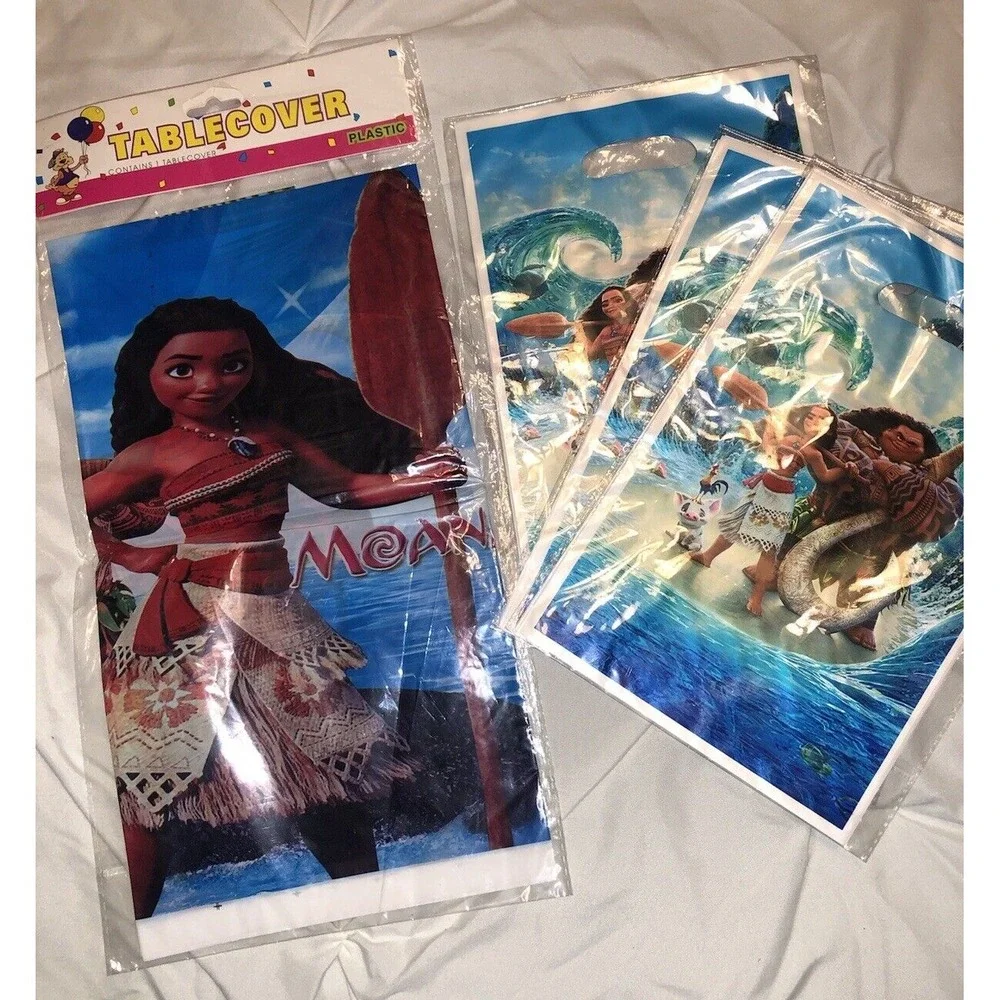 New Disney Moana Birthday party Supplies Balloons Treat bags table cover
